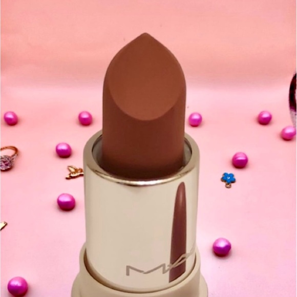 MAC Cosmetics Powder Kiss Lipstick in Comfy Cozy New 1.5g no box - Picture 4 of 8